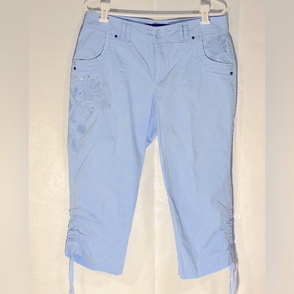 Womens Gloria Vanderbilt Capri pants light blue size 10